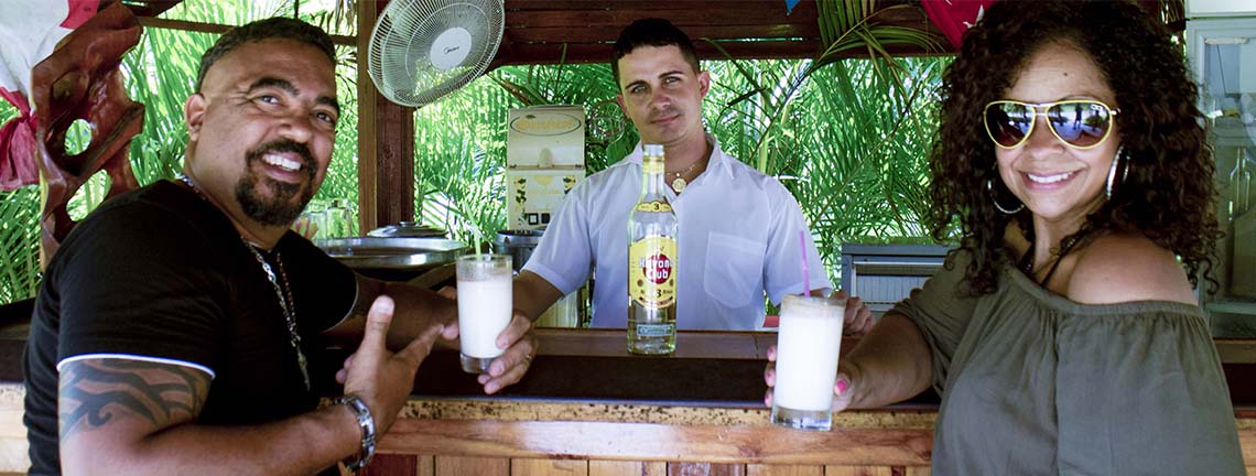 Pina colada dans la peinture murale de la préhistoire, Viñales, Pinar del Río